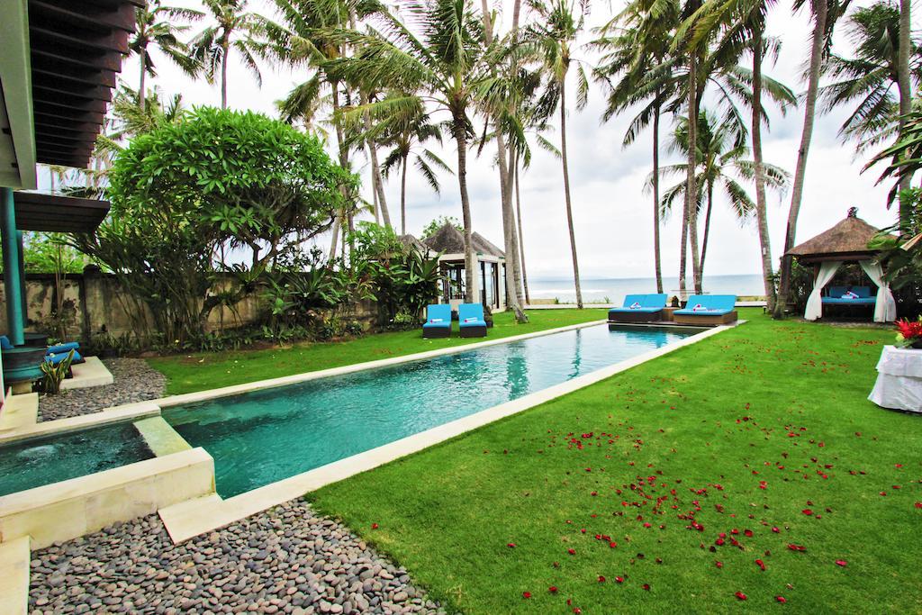 Villa Samudra Luxury Beachfront Ketewel Exterior photo