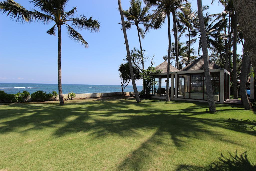 Villa Samudra Luxury Beachfront Ketewel Exterior photo